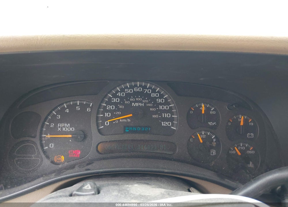 2004 CHEVROLET TAHOE LS VIN: 1GNEC13ZX4J125835