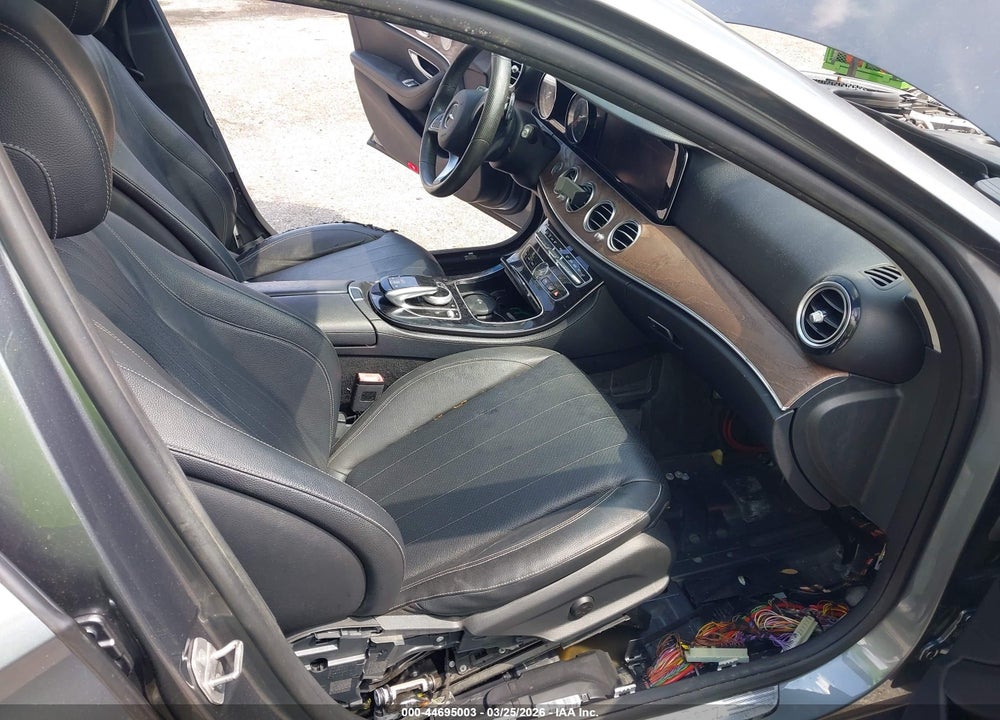2017 MERCEDES-BENZ E 300 VIN: WDDZF4JB3HA082573