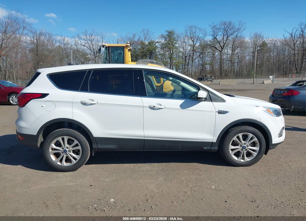 2019 FORD ESCAPE SE VIN: 1FMCU9GD3KUB31719