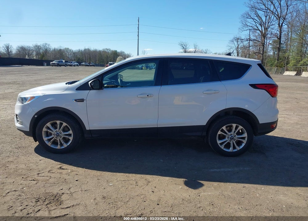 2019 FORD ESCAPE SE VIN: 1FMCU9GD3KUB31719