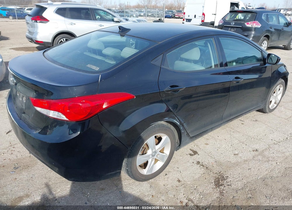 2013 HYUNDAI ELANTRA GLS VIN: KMHDH4AE3DU843776