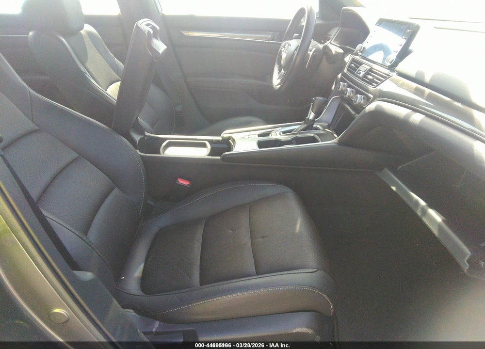 2019 HONDA ACCORD SPORT VIN: 1HGCV1F38KA043053