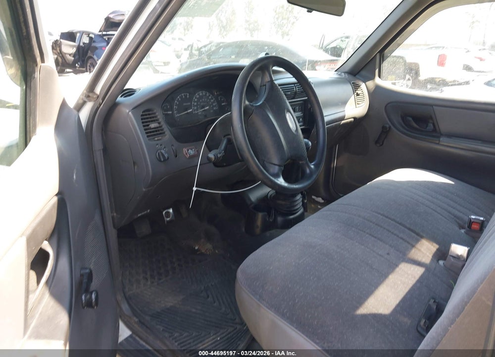 2001 FORD RANGER EDGE/XL/XLT VIN: 1FTYR10U51TA64553