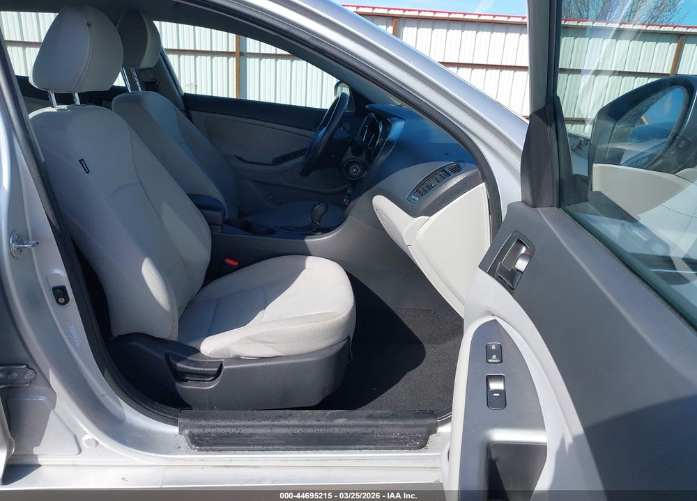 2013 KIA OPTIMA LX VIN: KNAGM4A75D5360277