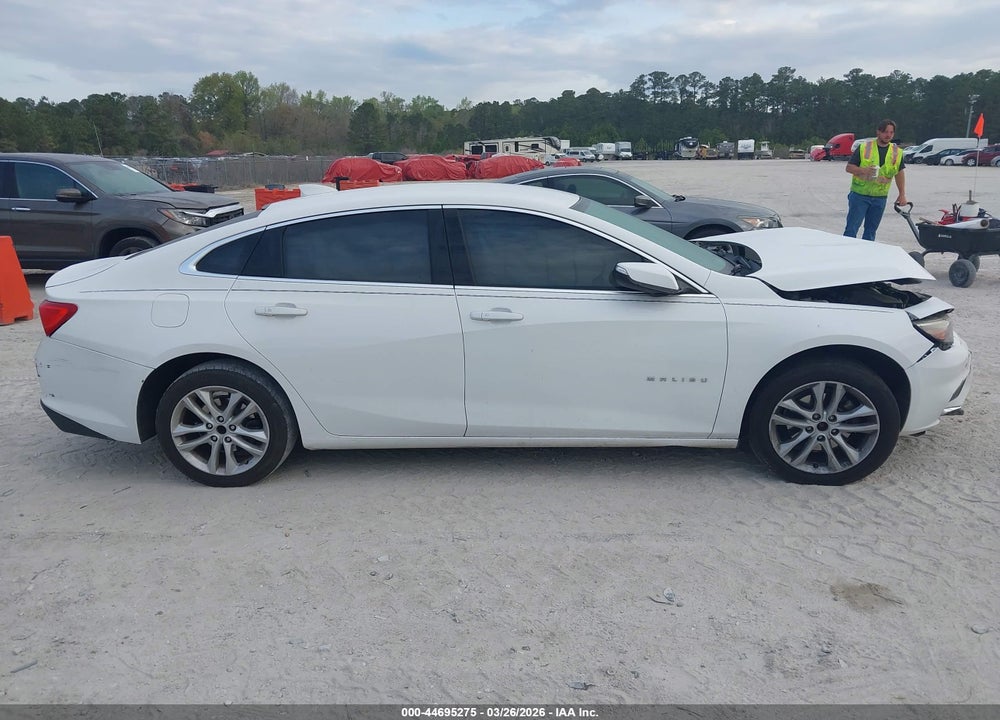2018 CHEVROLET MALIBU LT VIN: 1G1ZD5ST9JF178657