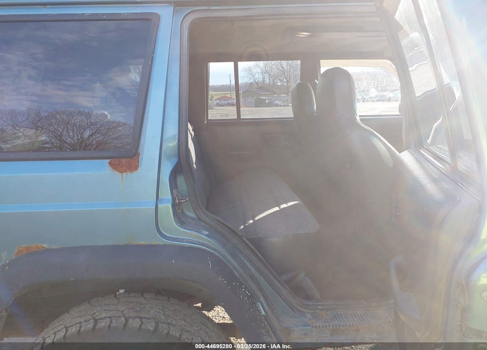 1999 JEEP CHEROKEE CLASSIC/SPORT VIN: 1J4FF68S8XL632569