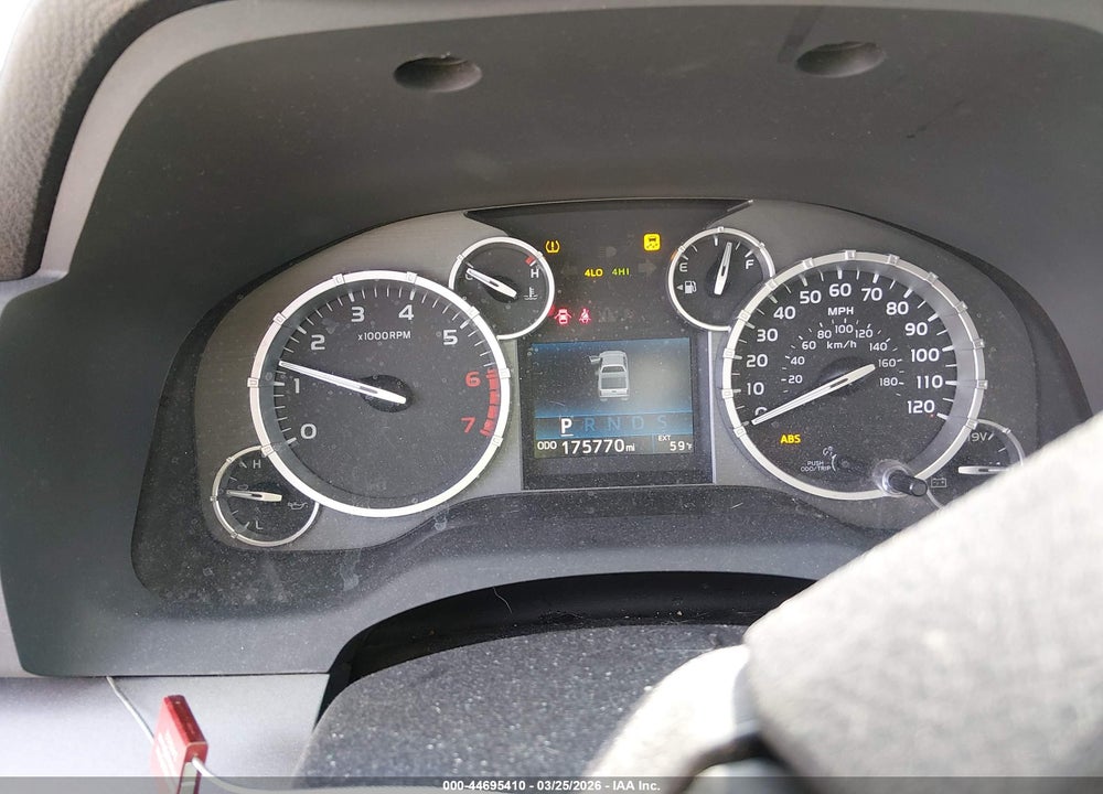 2015 TOYOTA TUNDRA SR5 5.7L V8 VIN: 5TFUW5F19FX456480