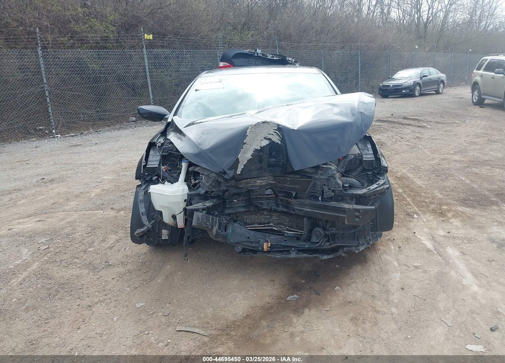 2013 HYUNDAI ELANTRA GLS VIN: 5NPDH4AE3DH399913