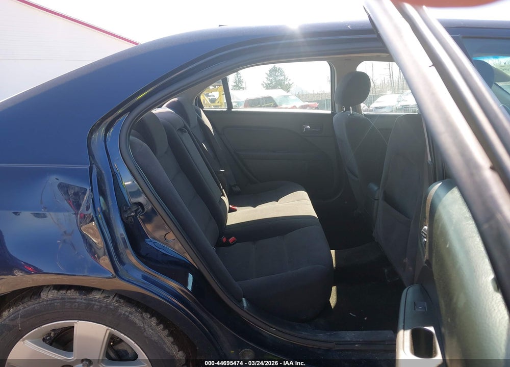 2008 FORD FUSION SE VIN: 3FAHP071X8R261165