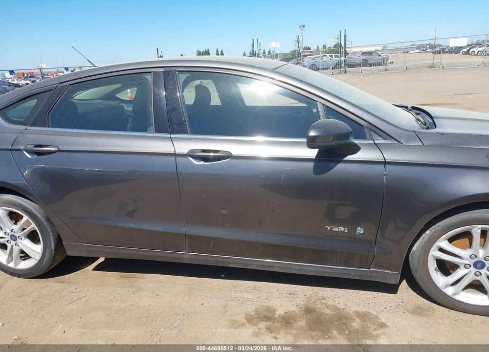 2018 FORD FUSION HYBRID SE VIN: 3FA6P0LU6JR269485