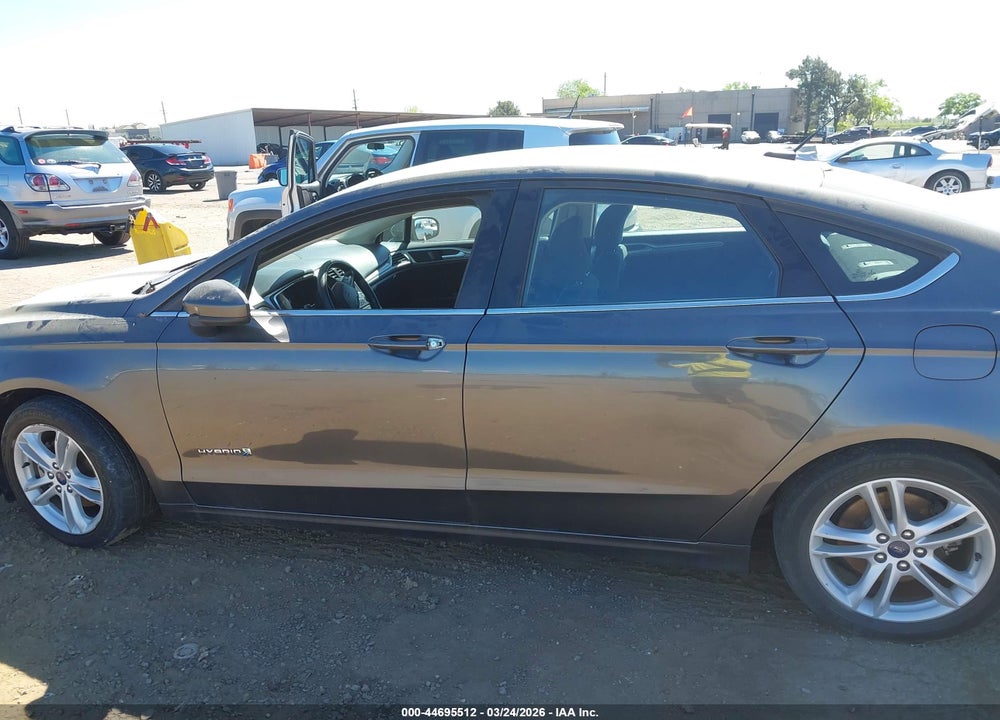 2018 FORD FUSION HYBRID SE VIN: 3FA6P0LU6JR269485