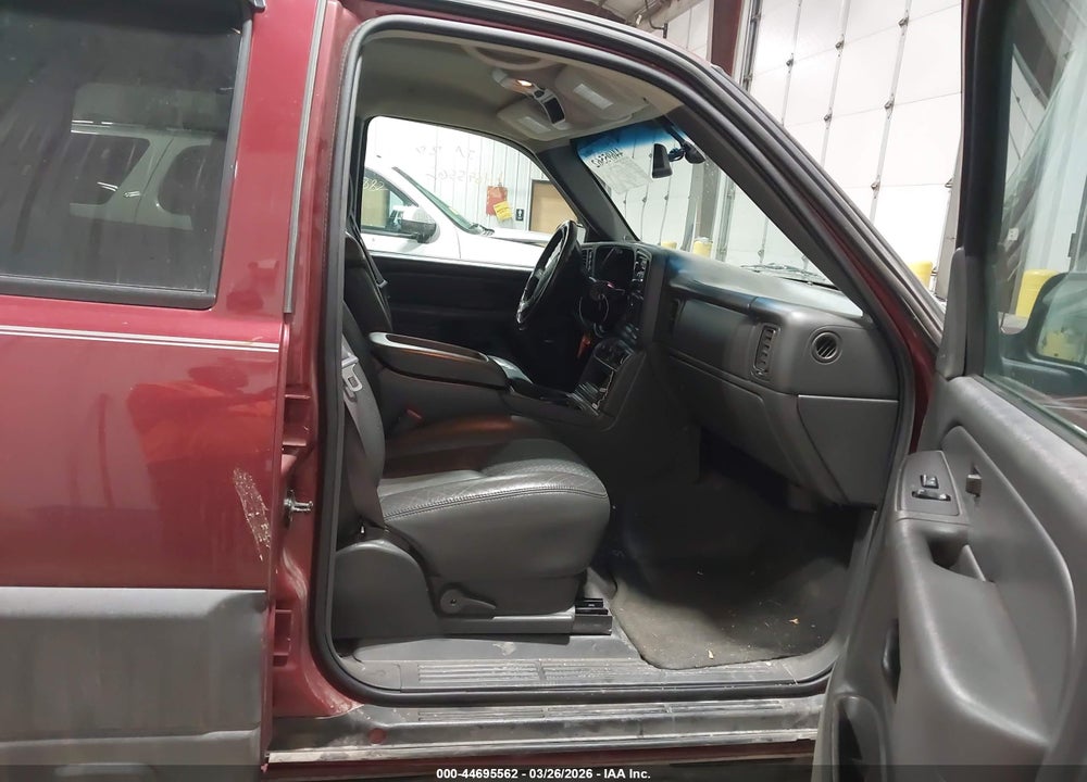 2004 CHEVROLET AVALANCHE 1500 VIN: 3GNEK12T84G161413