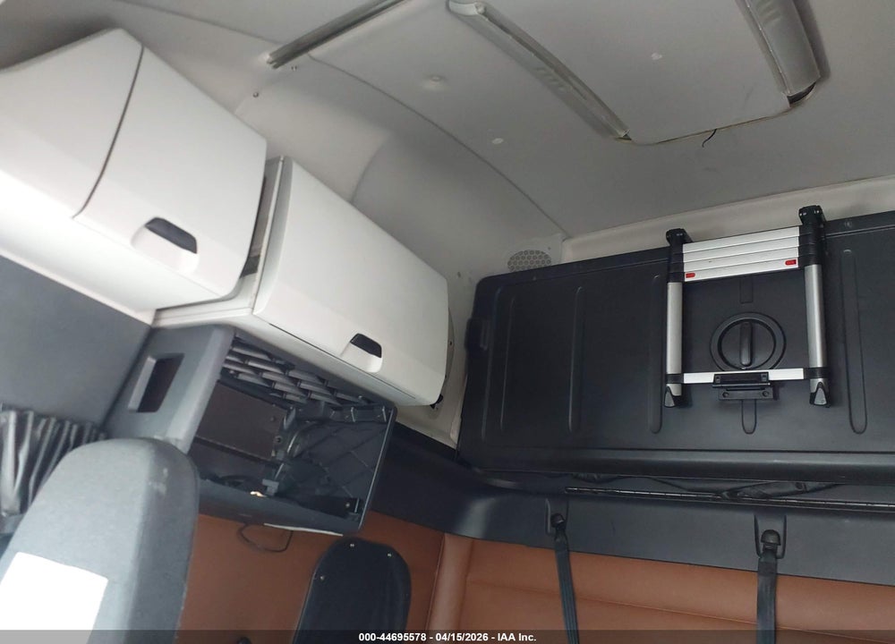 2019 FREIGHTLINER NEW CASCADIA 126 VIN: 3AKJHHDRXKSGC5961