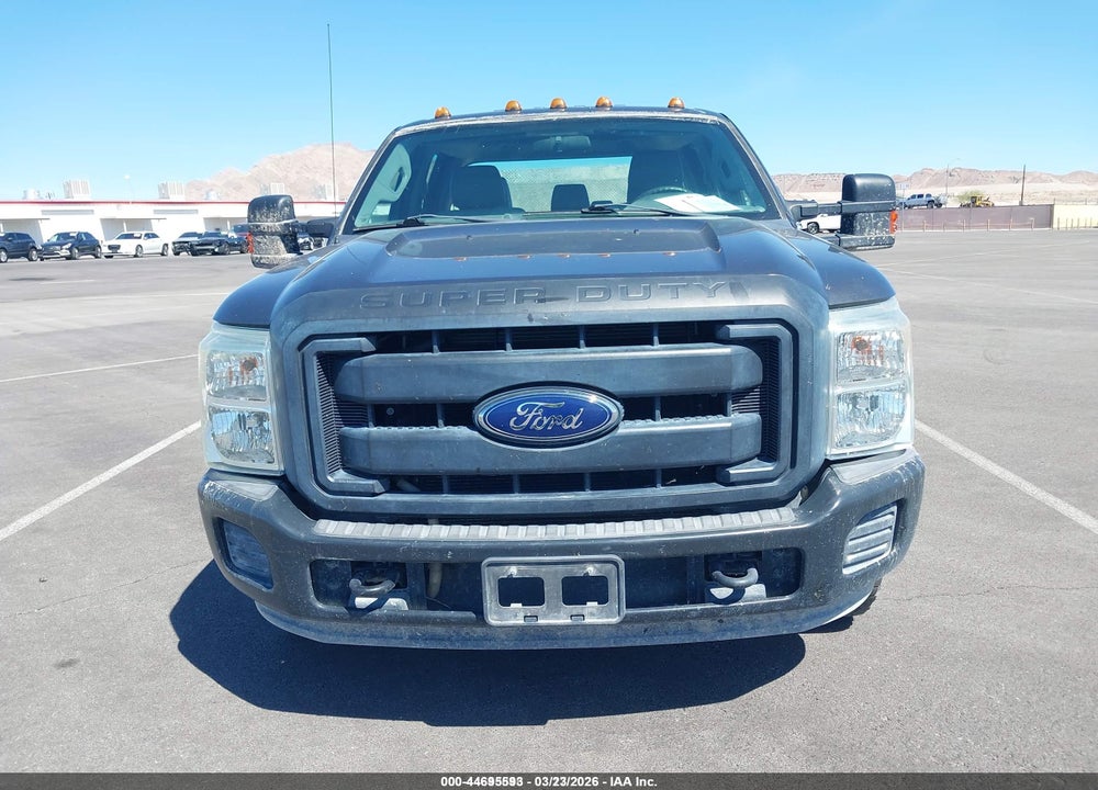 2015 FORD F-350 CHASSIS XL VIN: 1FD8W3G63FED44541