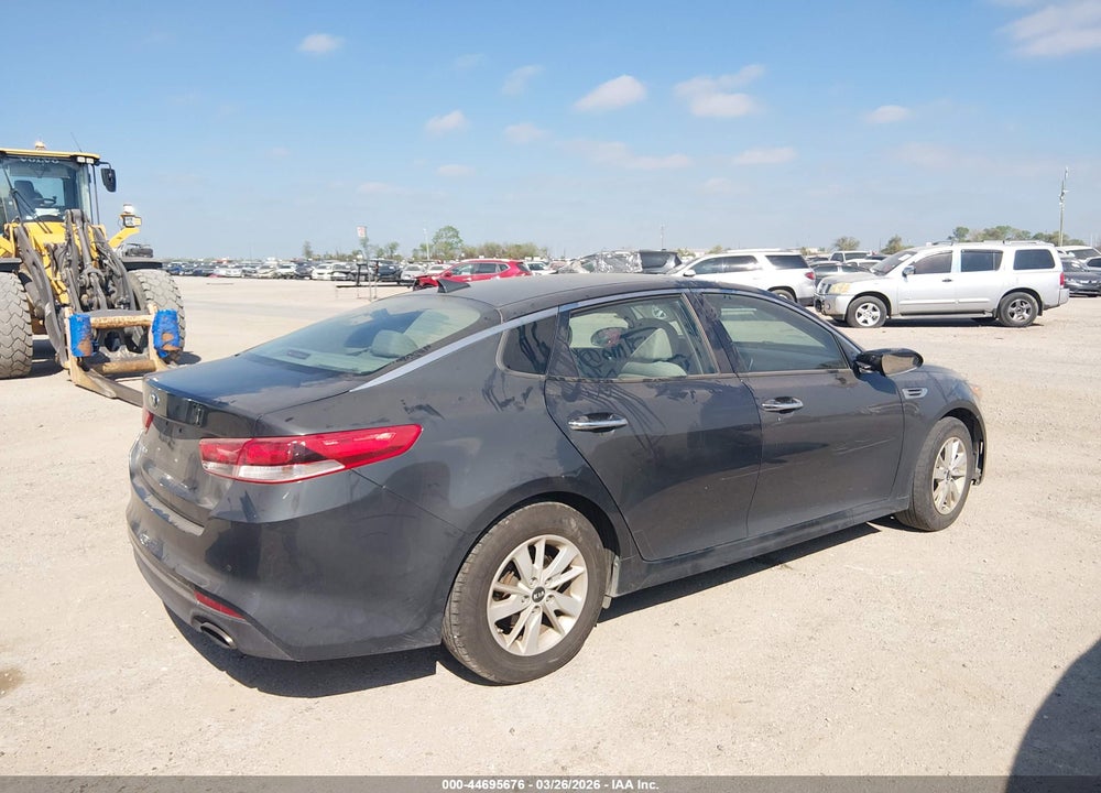 2016 KIA OPTIMA LX VIN: 5XXGT4L33GG085539