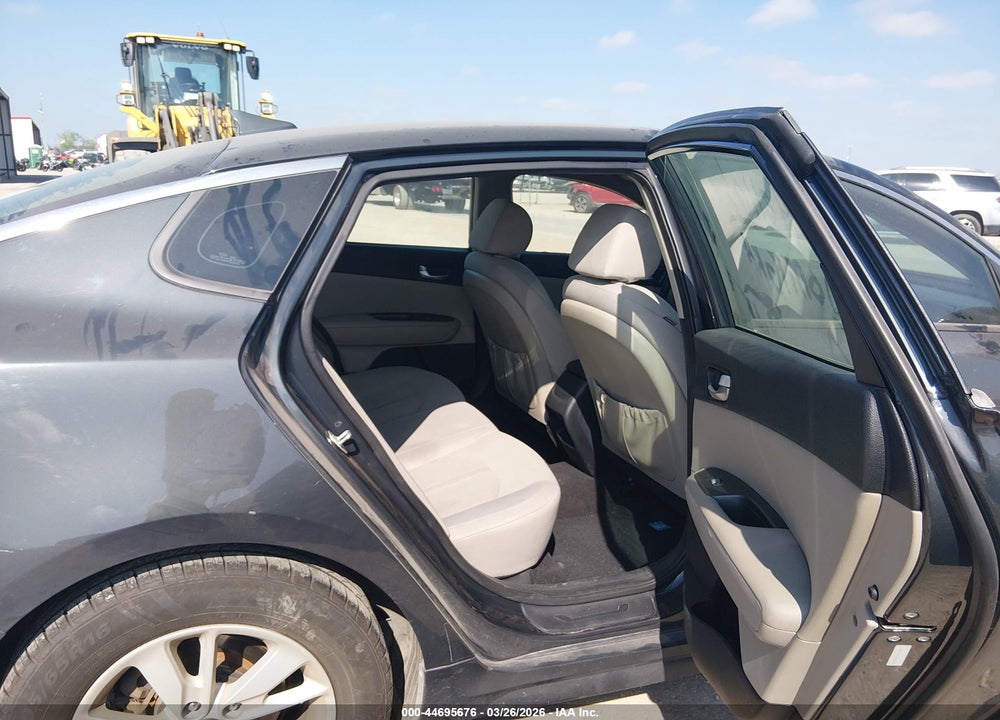 2016 KIA OPTIMA LX VIN: 5XXGT4L33GG085539