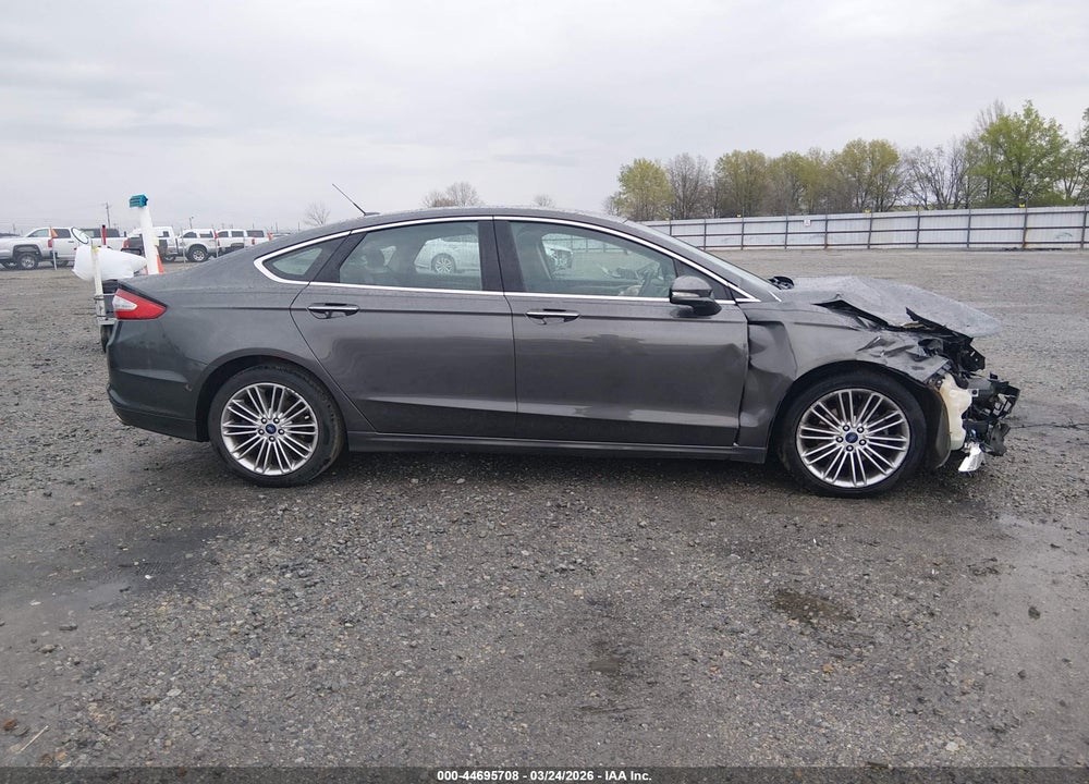 2015 FORD FUSION SE VIN: 3FA6P0HD2FR293525