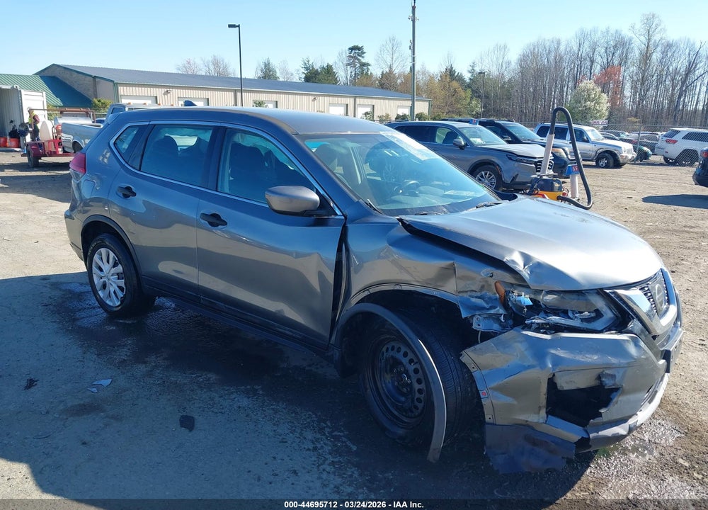 2017 NISSAN ROGUE S VIN: 5N1AT2MV0HC891524