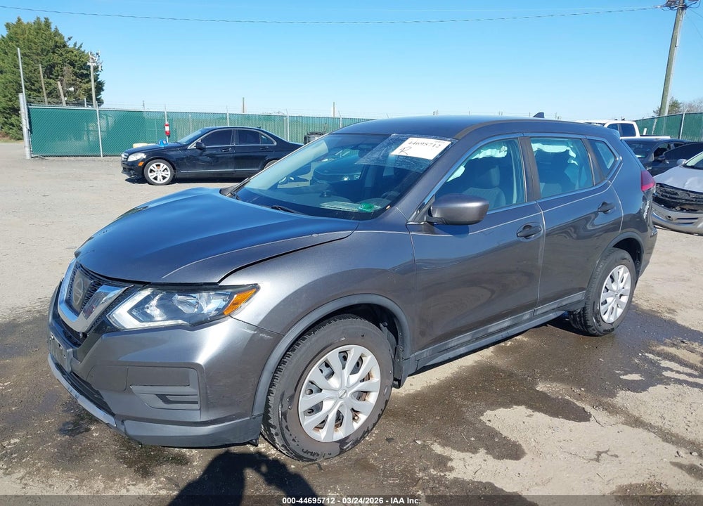 2017 NISSAN ROGUE S VIN: 5N1AT2MV0HC891524