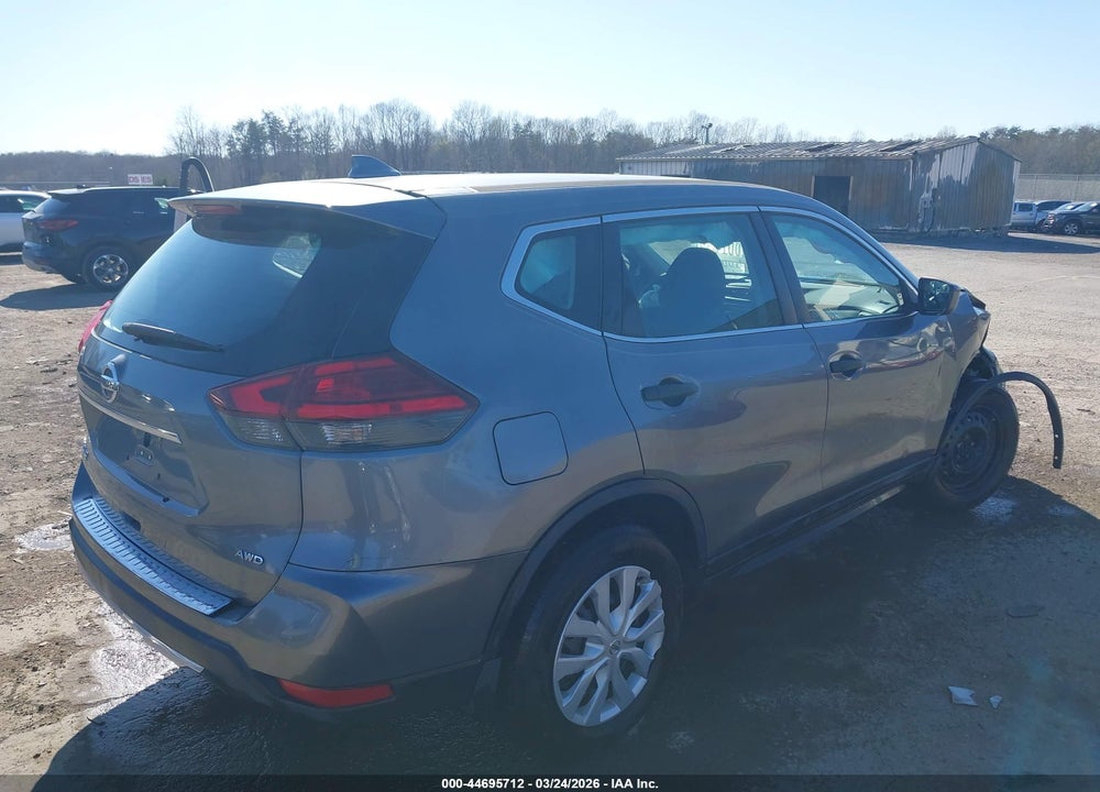 2017 NISSAN ROGUE S VIN: 5N1AT2MV0HC891524