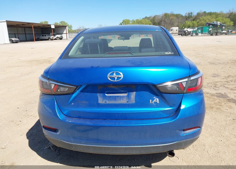 2016 SCION IA VIN: 3MYDLBZV1GY131877