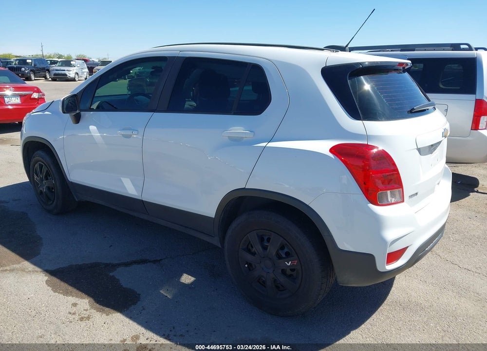 2018 CHEVROLET TRAX LS VIN: KL7CJKSB8JB733680
