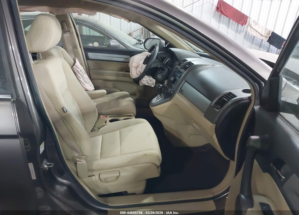 2011 HONDA CR-V LX VIN: 5J6RE3H35BL058240