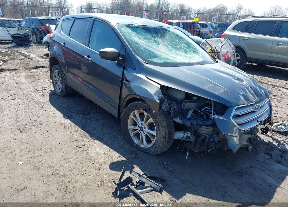 2019 FORD ESCAPE SE VIN: 1FMCU9GD0KUA22411