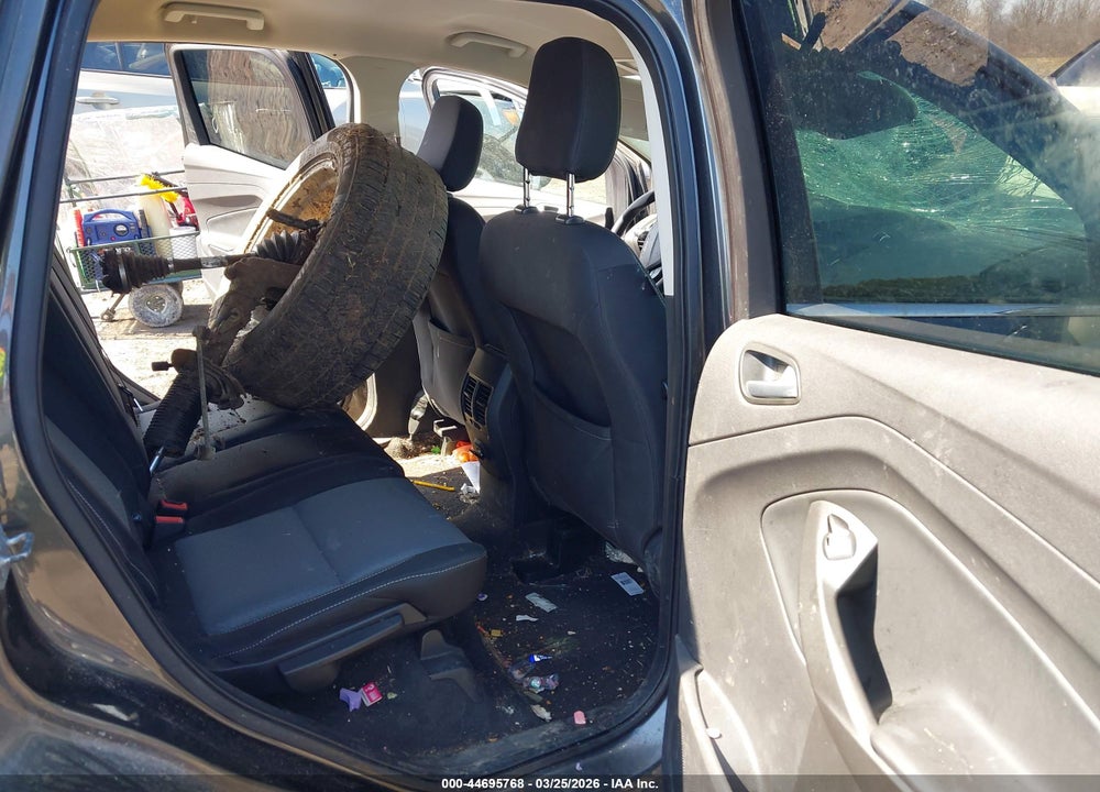 2019 FORD ESCAPE SE VIN: 1FMCU9GD0KUA22411