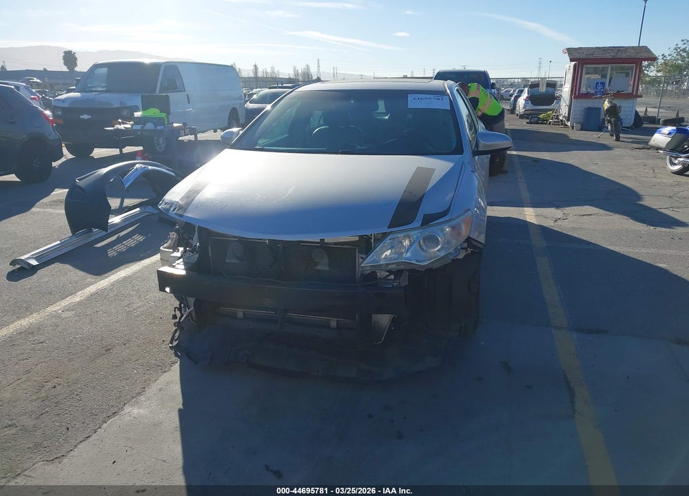 2014 TOYOTA CAMRY LE VIN: 4T4BF1FK0ER340272