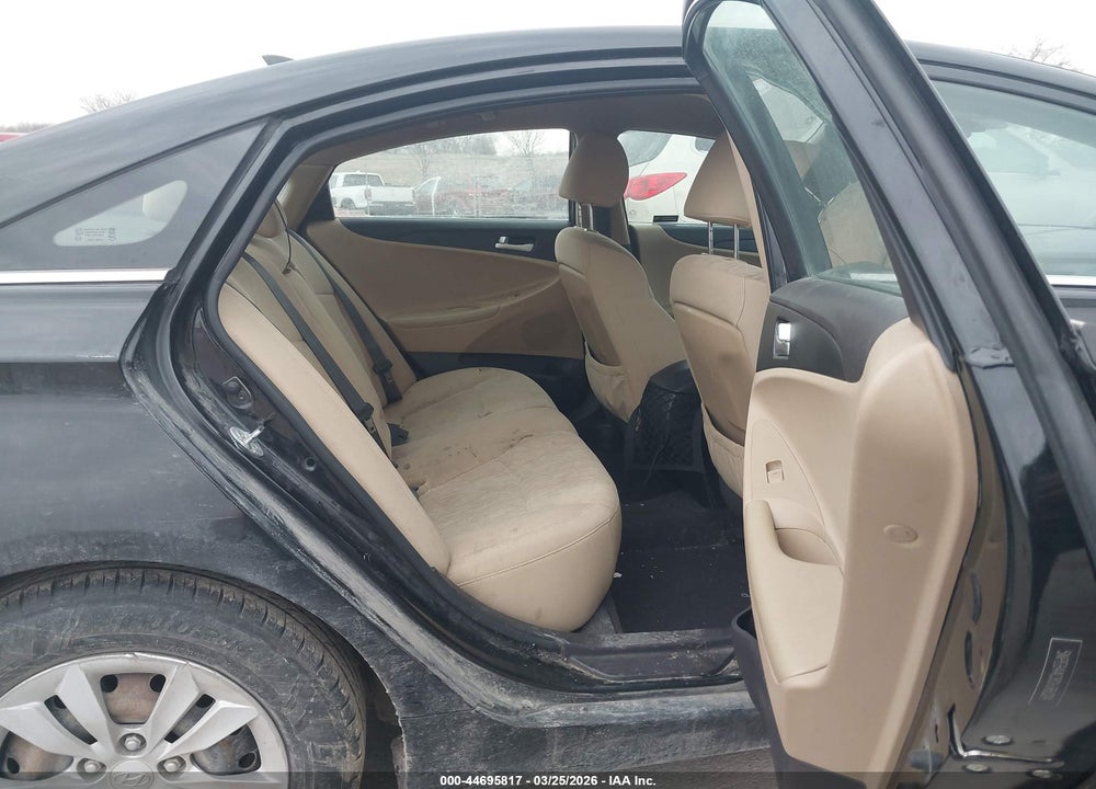 2012 HYUNDAI SONATA GLS VIN: 5NPEB4AC8CH365324
