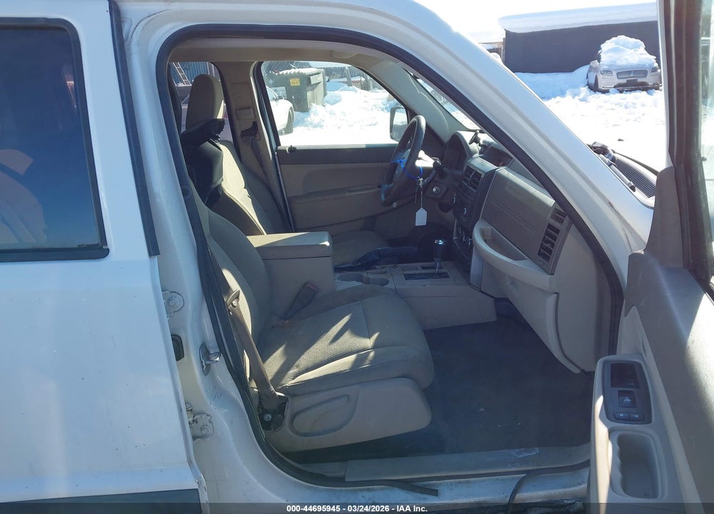 2008 JEEP LIBERTY SPORT VIN: 1J8GP28K88W153318