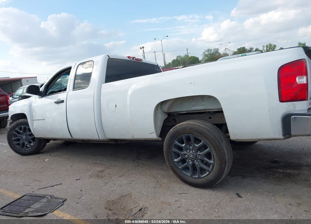 2009 CHEVROLET SILVERADO 1500 WORK TRUCK VIN: 1GCEC19059E152250