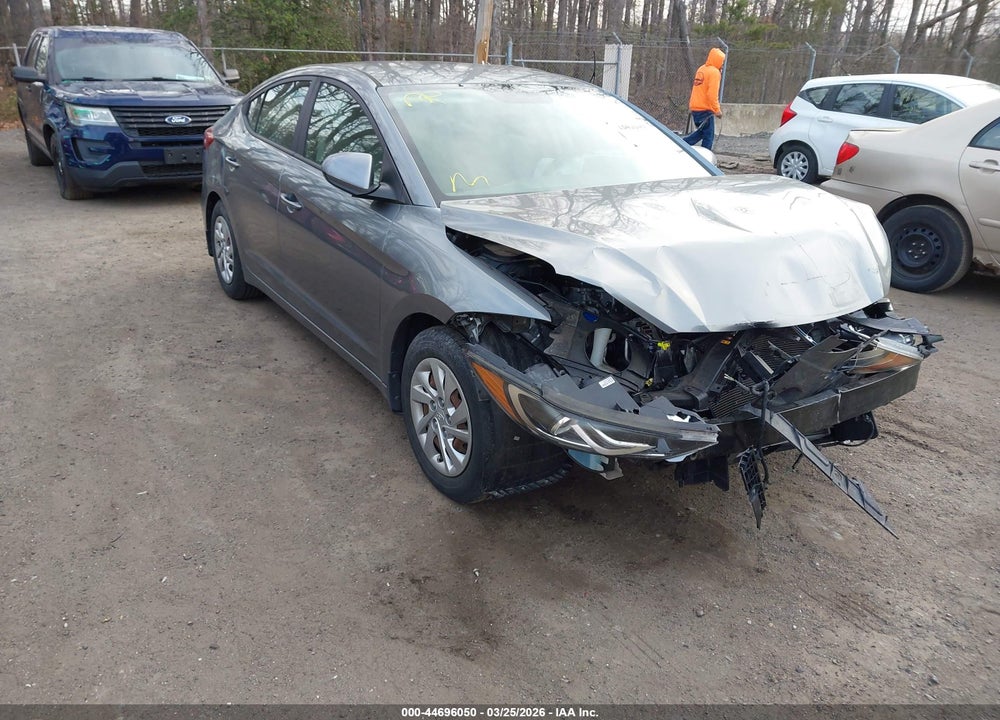 2017 HYUNDAI ELANTRA SE VIN: KMHD74LF6HU427462