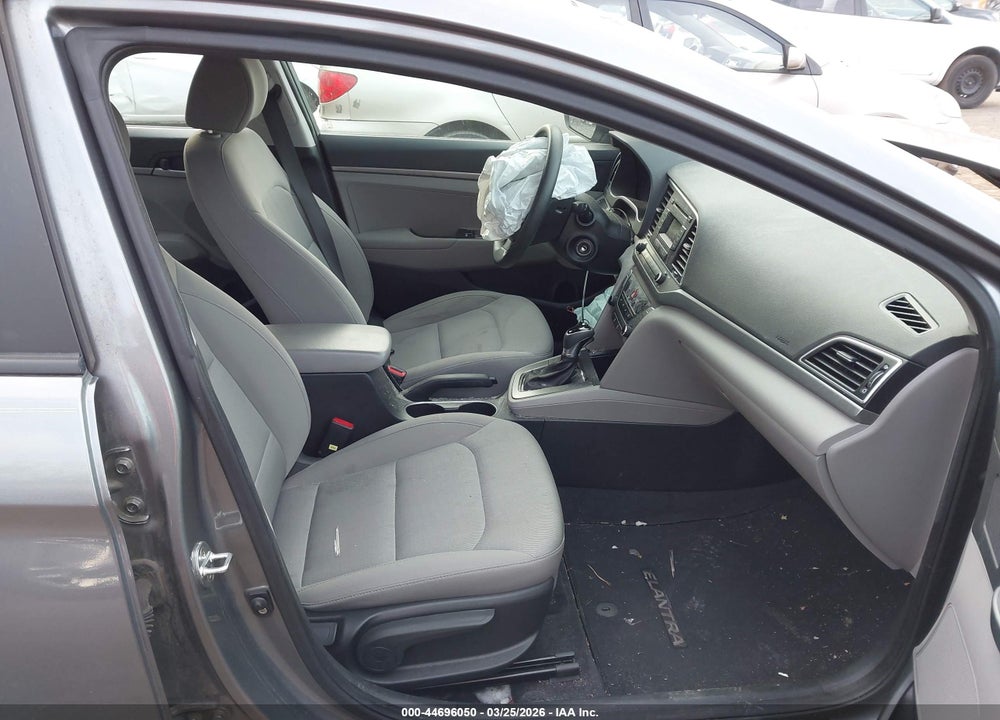 2017 HYUNDAI ELANTRA SE VIN: KMHD74LF6HU427462