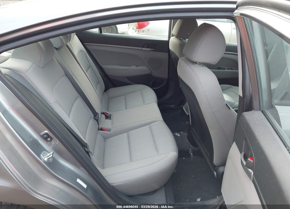 2017 HYUNDAI ELANTRA SE VIN: KMHD74LF6HU427462