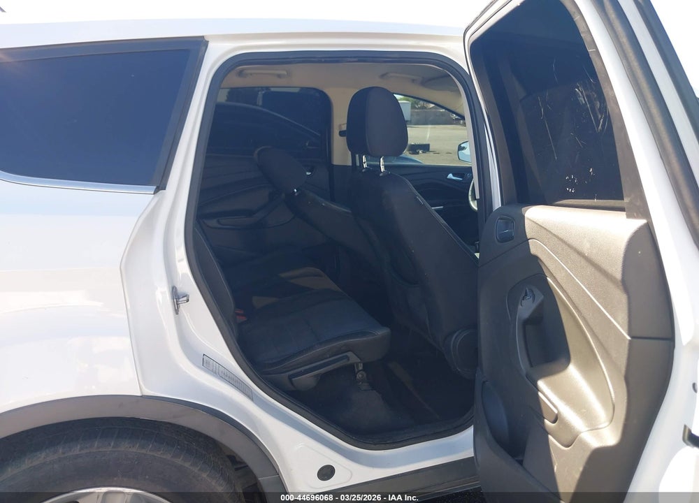 2015 FORD ESCAPE SE VIN: 1FMCU0G79FUA54270