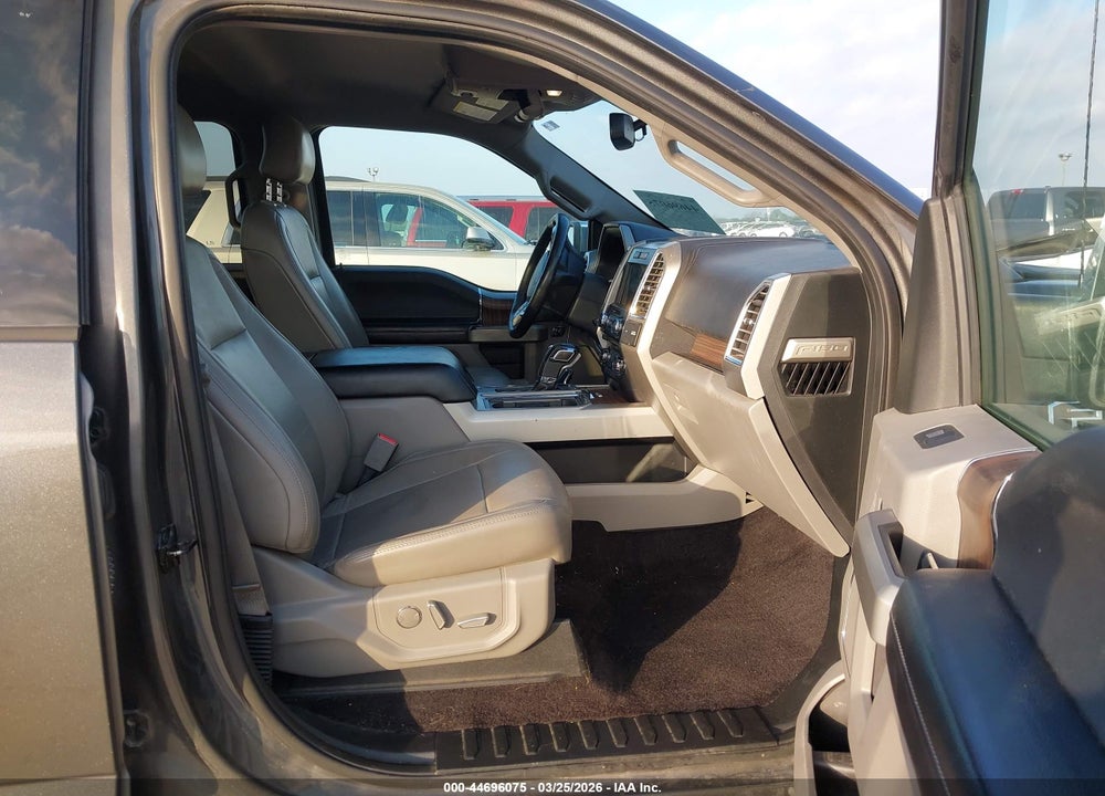 2016 FORD F-150 LARIAT VIN: 1FTEW1CP8GKF45431