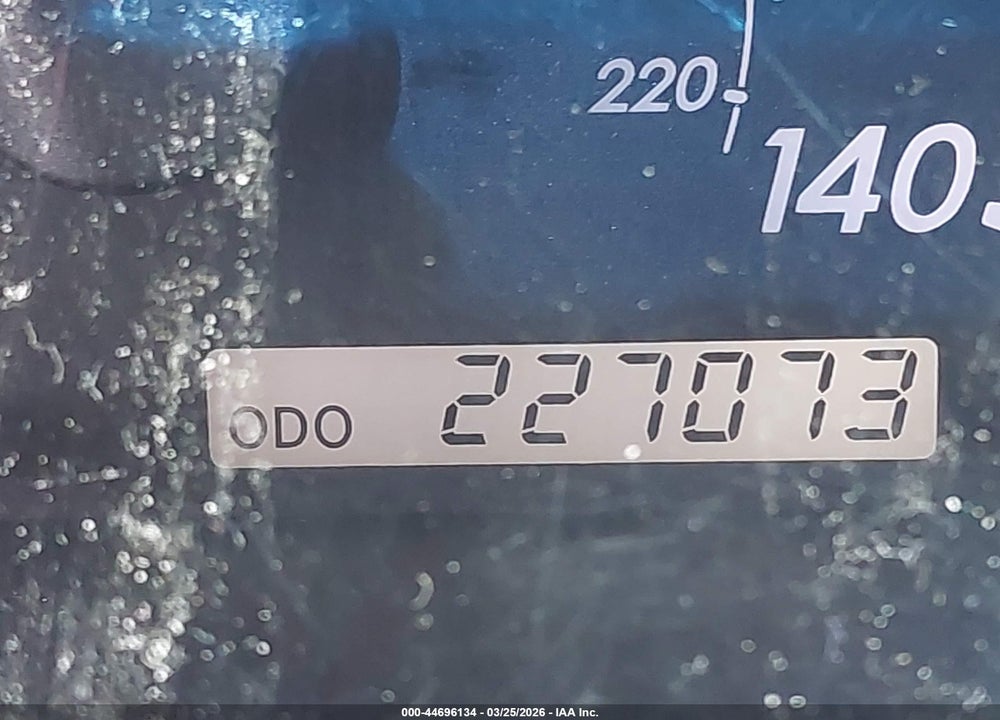 2005 TOYOTA CAMRY XLE V6 VIN: 4T1BF30K65U093998