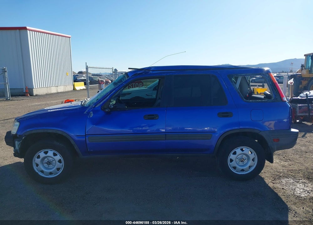 2001 HONDA CR-V LX VIN: JHLRD18401C042227