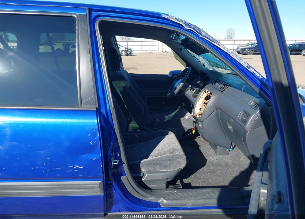 2001 HONDA CR-V LX VIN: JHLRD18401C042227