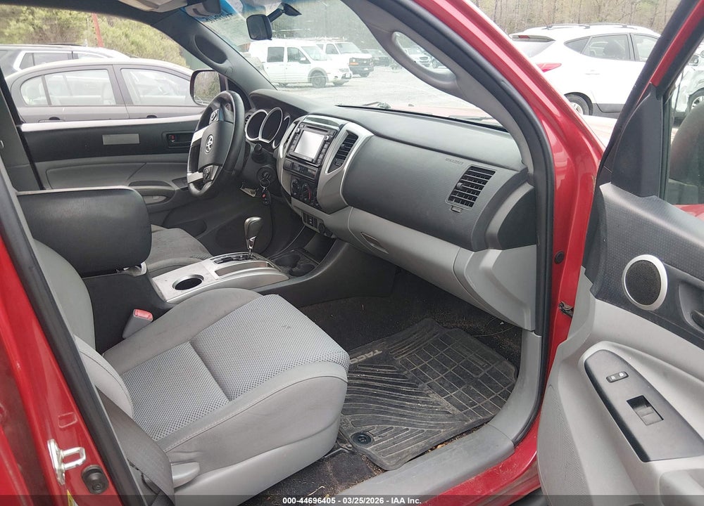 2014 TOYOTA TACOMA PRERUNNER V6 VIN: 5TFJU4GN0EX057685