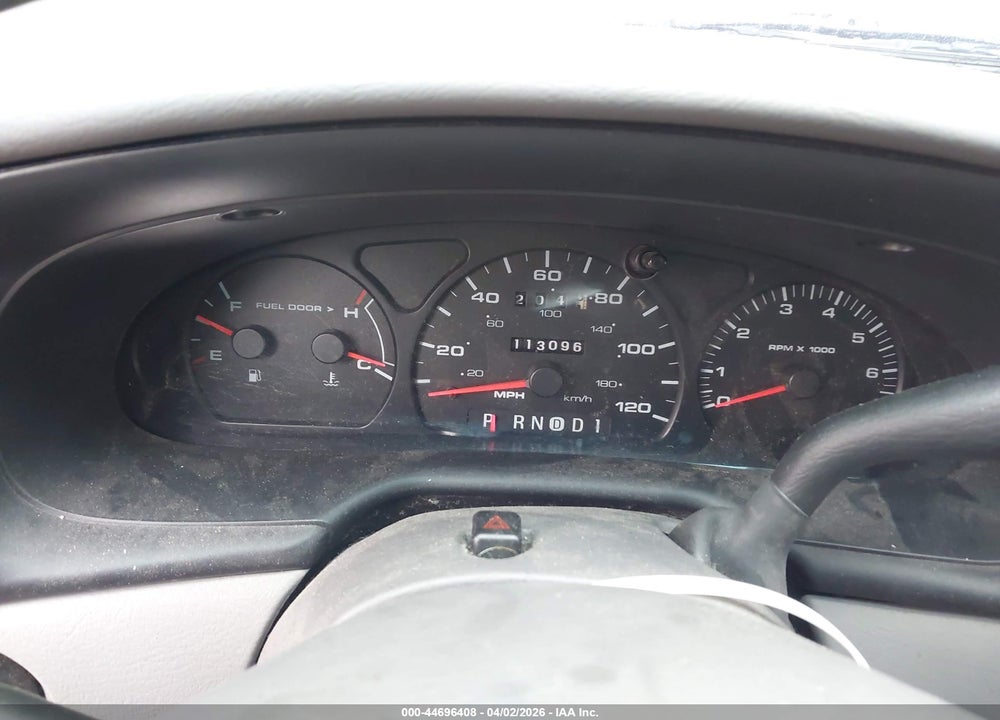 2000 FORD TAURUS SES VIN: 1FAFP55S2YG114104