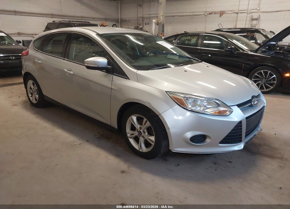 2014 FORD FOCUS SE VIN: 1FADP3K28EL321275