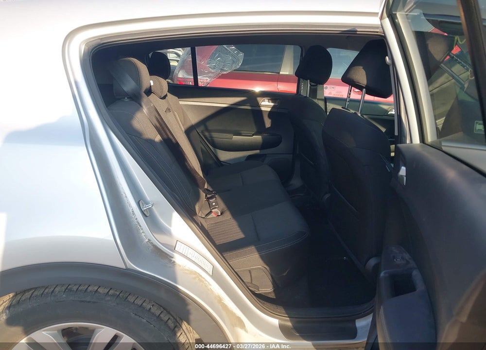 2019 KIA SPORTAGE LX VIN: KNDPM3AC6K7562430
