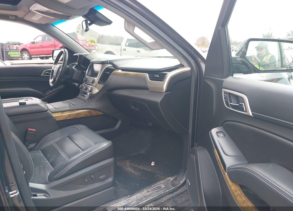 2017 GMC YUKON DENALI VIN: 1GKS2CKJ0HR279469