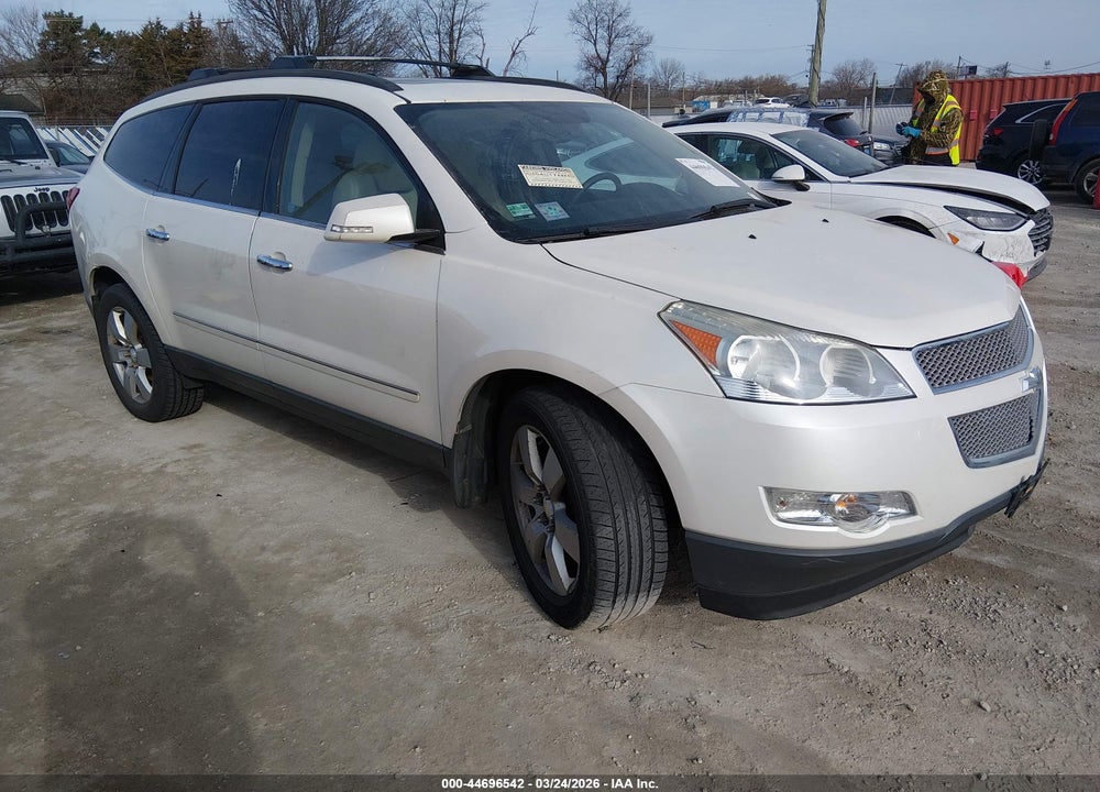 2011 CHEVROLET TRAVERSE LTZ VIN: 1GNKRLED8BJ117230