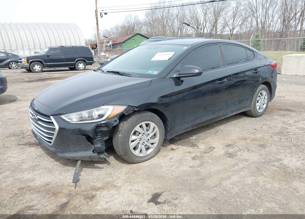 2018 HYUNDAI ELANTRA SE VIN: KMHD74LF2JU467169