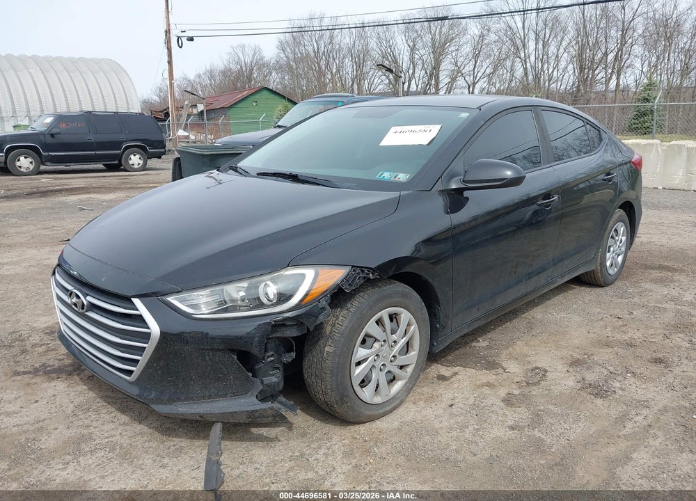 2018 HYUNDAI ELANTRA SE VIN: KMHD74LF2JU467169