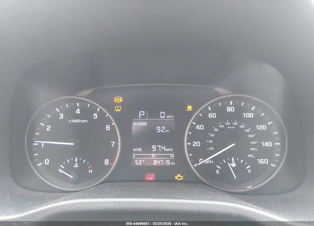 2018 HYUNDAI ELANTRA SE VIN: KMHD74LF2JU467169